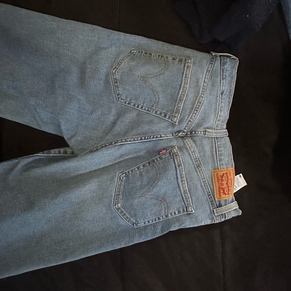 Levis wide leg waist 29 length 27 - Picture 3 of 4